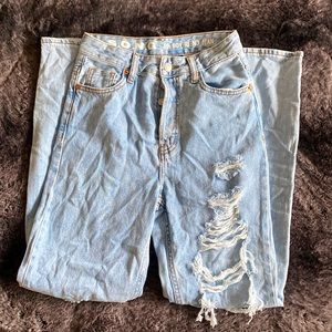 SONG ripped 90’s boyfriend jeans